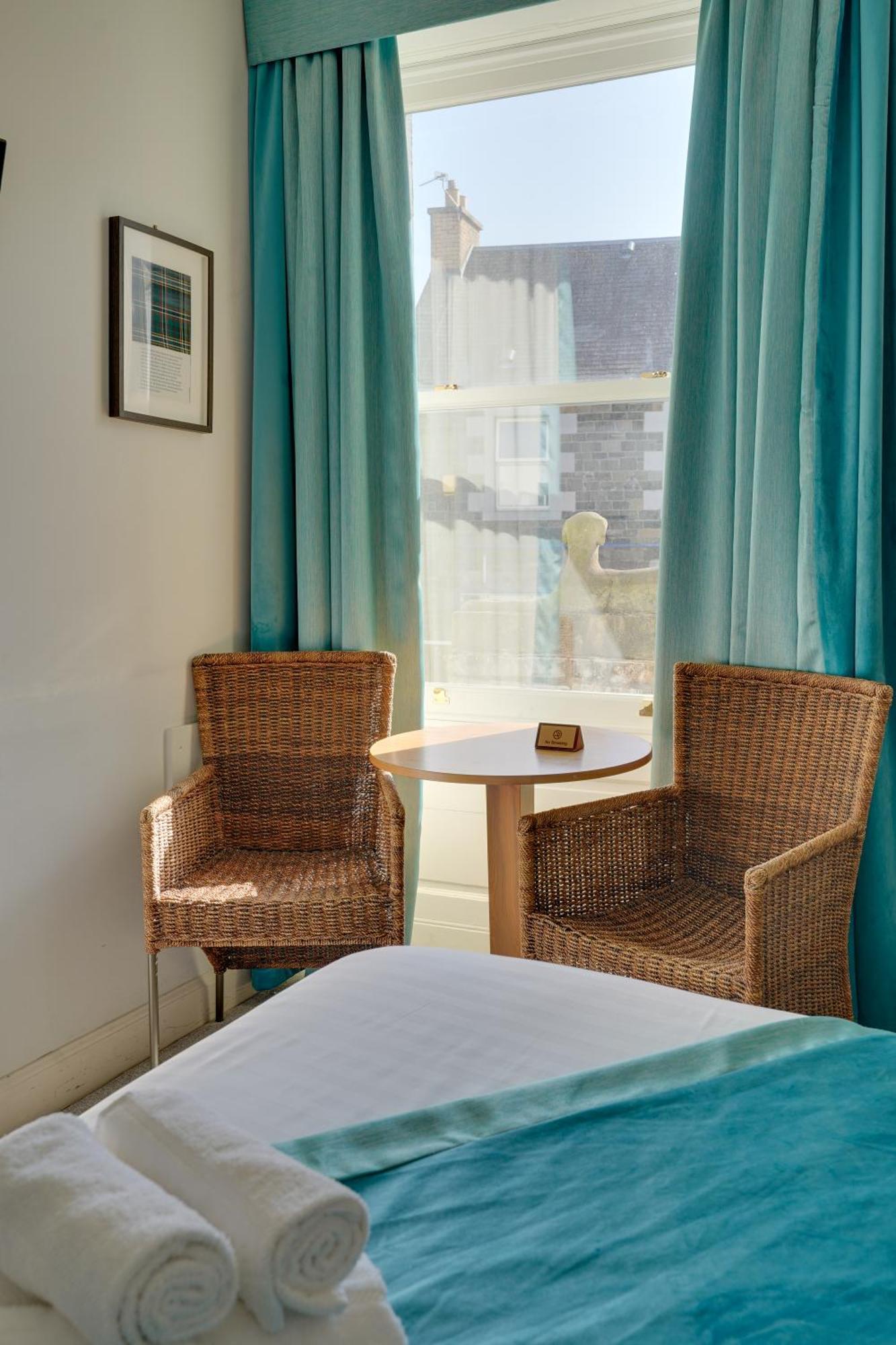 The County Hotel - Self Check-In, Ultra Fast Wi-Fi, Free Parking, Central Location セルカーク エクステリア 写真