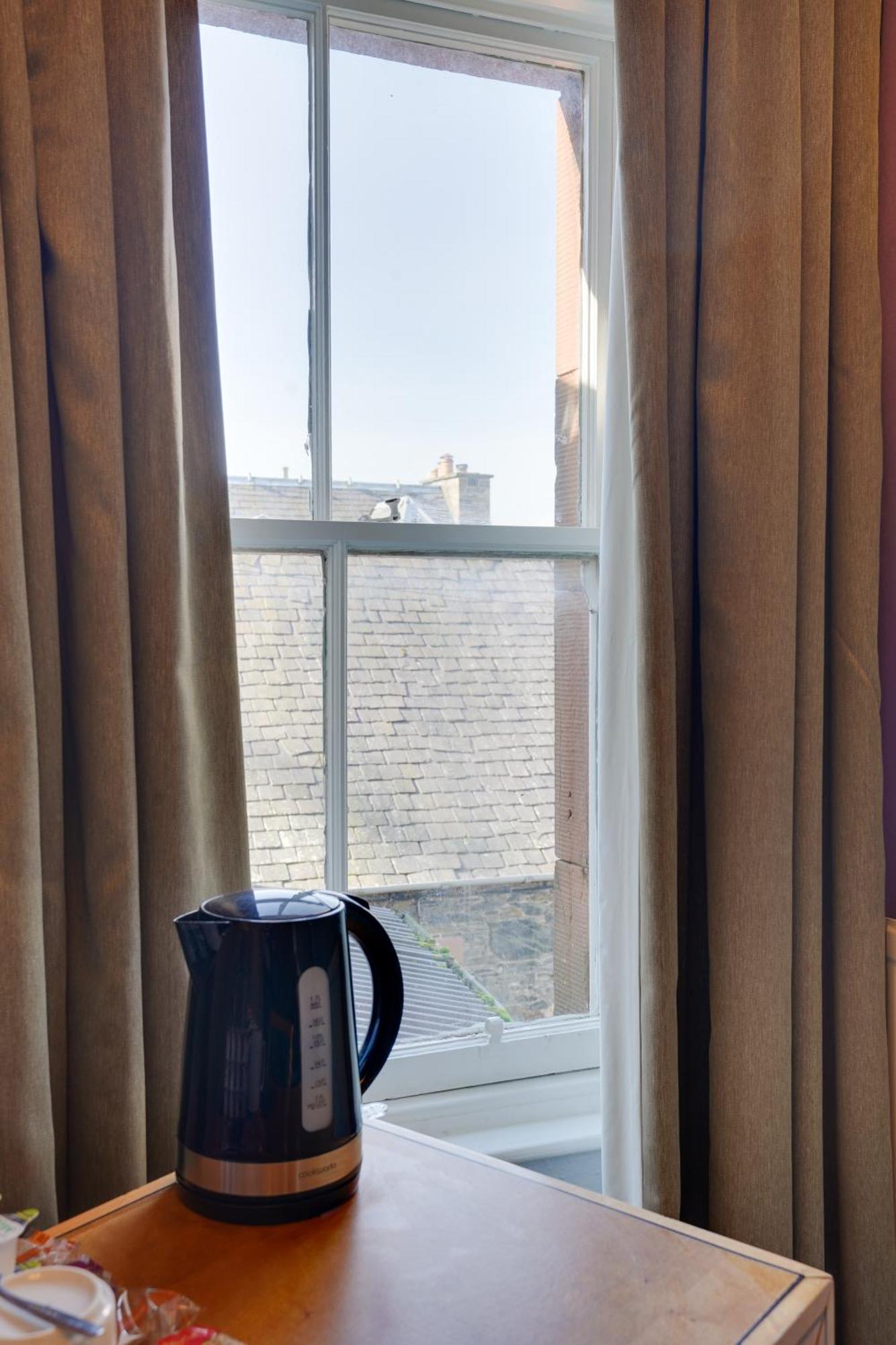 The County Hotel - Self Check-In, Ultra Fast Wi-Fi, Free Parking, Central Location セルカーク エクステリア 写真